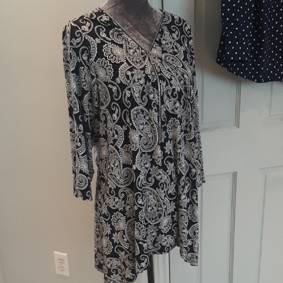 2 BDL💋SZ 2X💋KAREN SCOTT Cotton Navy Polka Dot➕Cable & Gauge Paisley Tunic - Picture 3 of 13